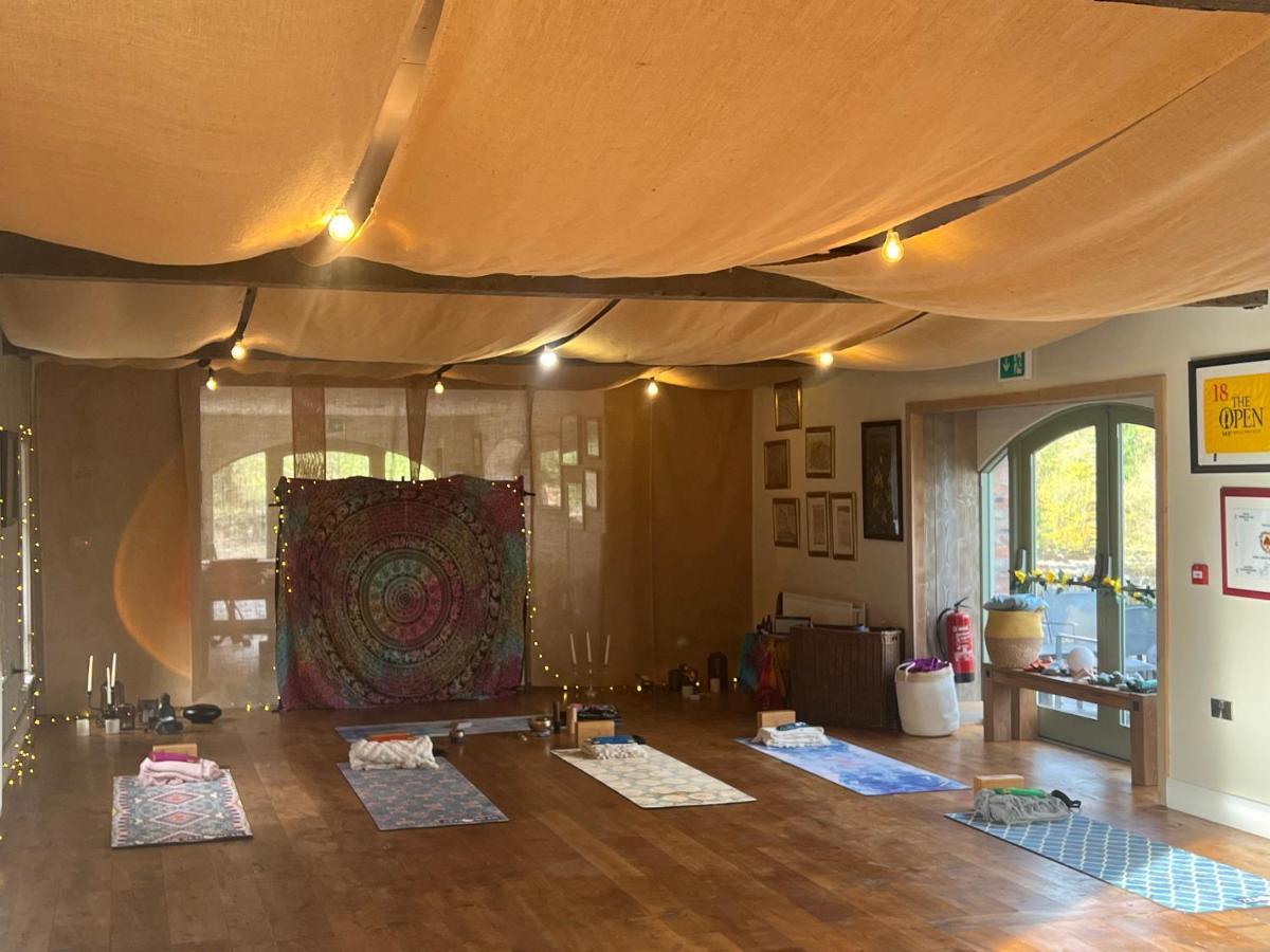 The Old Flax Mill Yoga Retreat Coleraine Exterior foto